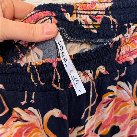 Soma Intimates Cool Nights Flamingo Print Capri Pants Size L - Picture 3 of 4